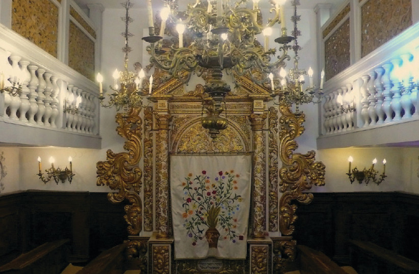 The interior of the Italian Synagogue (photo credit: RUTH CORMAN)