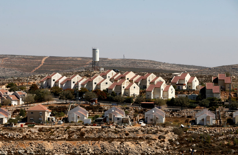 FILE PHOTO: General view shows houses in Shvut Rachel, a West Bank Jewish settlement located close to the Jewish settlement of Shilo, near Ramallah October 6, 2016 (photo credit: REUTERS/BAZ RATNER)