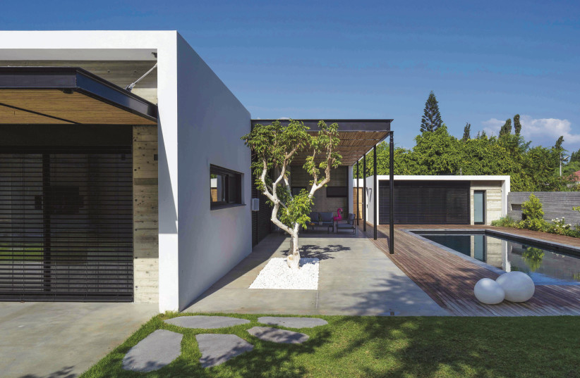 AMITZI ARCHITECTS ‘passive house’ design. (photo credit: UZI PORAT)
