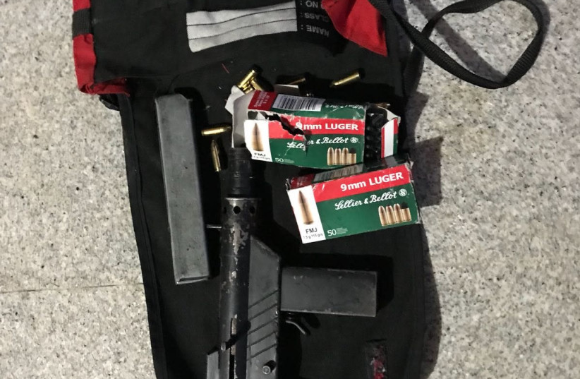 An illegal Carl Custav weapon siezed by police on June 19, 2018 (photo credit: POLICE SPOKESPERSON'S UNIT)