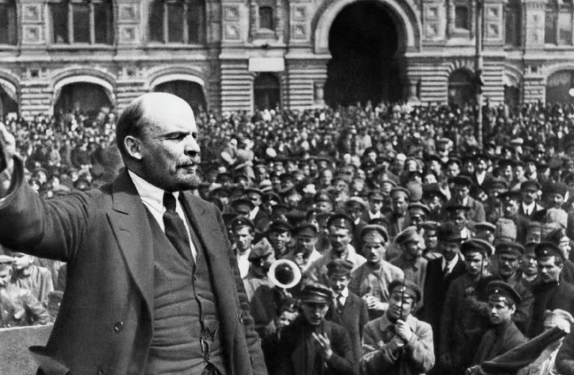 Lenin addresses the crowd in St. Petersburg in 1917 (photo credit: Wikimedia Commons)