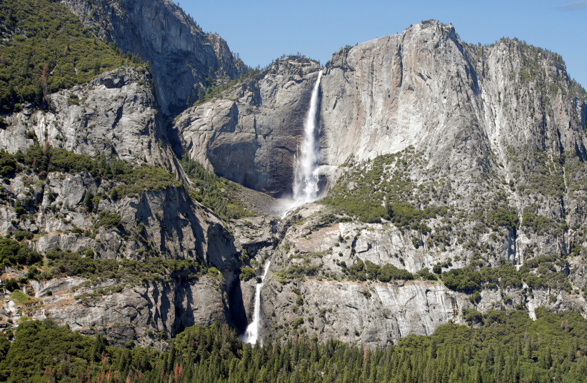 Yosemite Falls is seen from a helicopter, June 2016 (photo credit: JOSHUA ROBERTS / REUTERS)