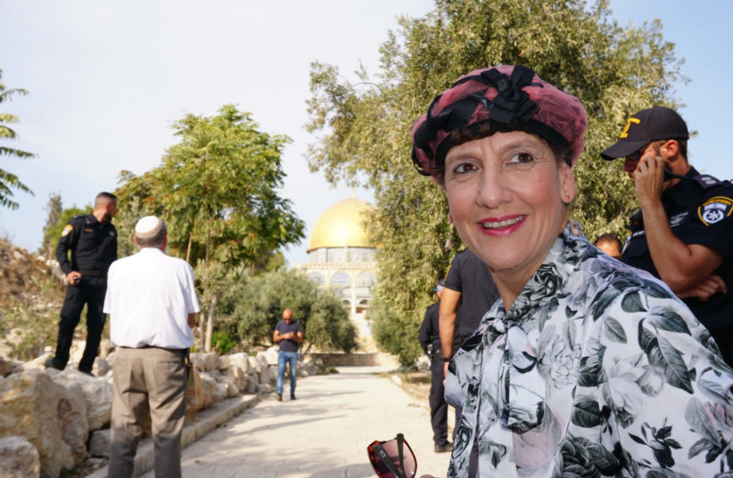 Bayit Yehudi MK Shuli Muallem-Refaelli at the Temple Mount (photo credit: HAIM KROIZER)