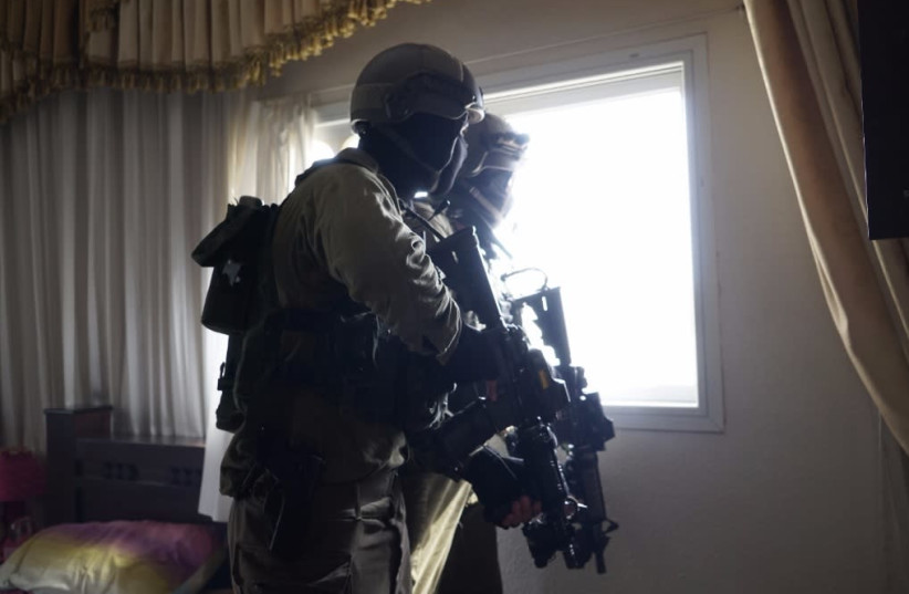 IDF forces searching for the Barkan terrorist  (photo credit: IDF SPOKESMAN’S UNIT)