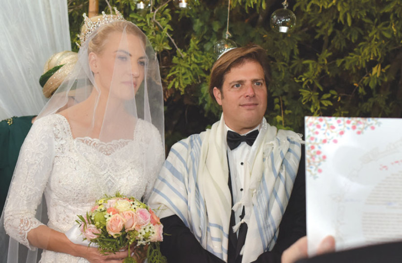 Gol Kalev marries Yocheved Rindenow in Jerusalem on October 4 (photo credit: LEVI DOVID PHOTOGRAPHY)
