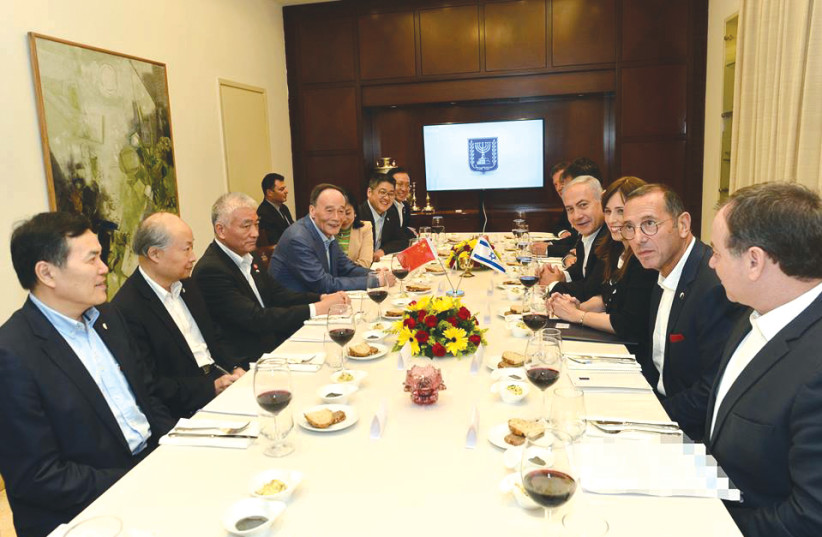 THE TIE-LESS Chinese and Israeli delegations at dinner at the Prime Minister’s Residence (photo credit: KOBI GIDEON/GPO)