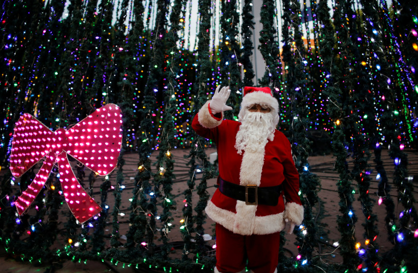 Young girl asks police for DNA test to prove Santa is real -report - Vimarsana News