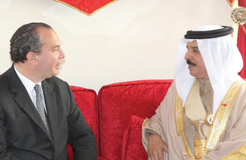 Rabbi Schneier with King Hamad bin Isa Al Khalifa of Bahrain (photo credit: Courtesy)