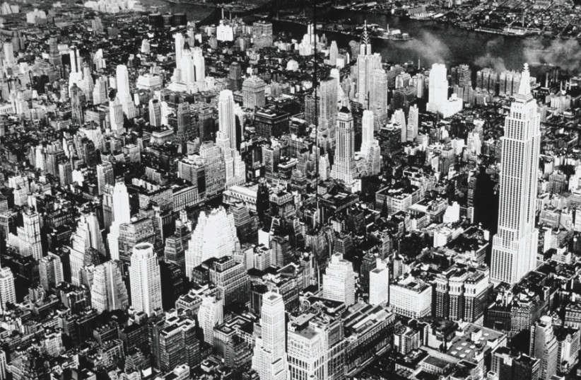 THE 1930S in Manhattan were rife with corruption and mob influence. (photo credit: FAIRCHILD AERIAL SURVEYS INC.)
