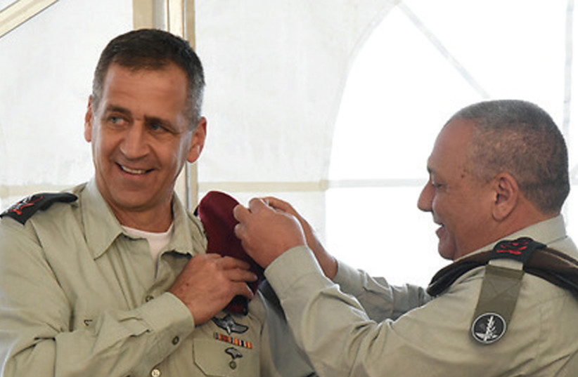 Lt.-Gen. Gadi Eisenkot (right) with his successor, Aviv Kochavi (photo credit: IDF)
