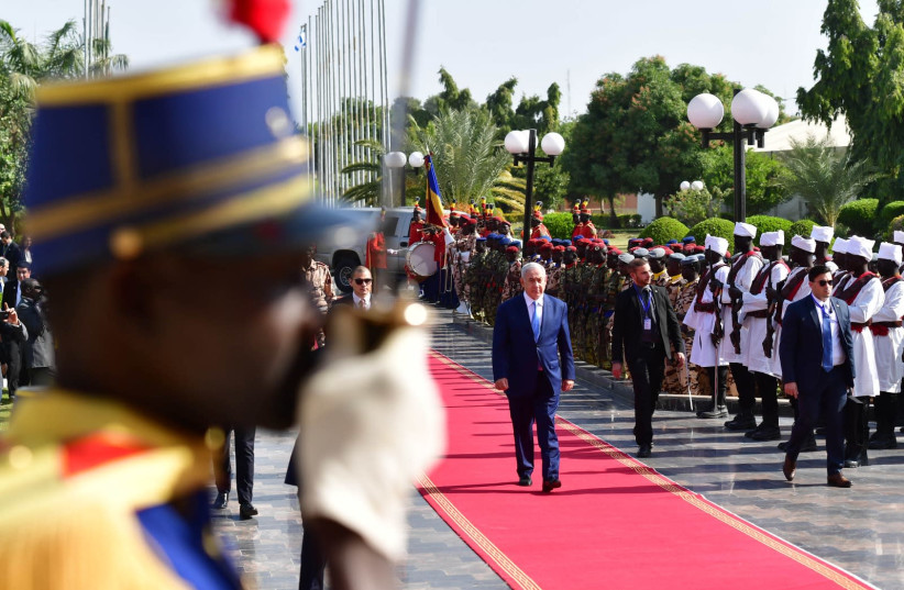 Prime Minister Benjamin Netanyahu arrives in N'djamena, Chad in January 20, 2019 (photo credit: YANIR COZIN / MAARIV)