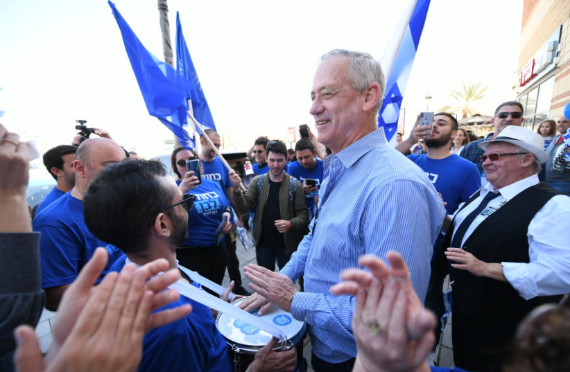 Benny Gantz at a campaign event for the Blue and White faction in Ashdod, Friday March 8, 2019. (photo credit: SRAYA DIAMANT)