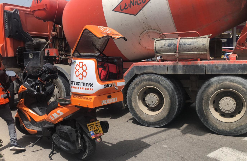 Cement mixer hits a 70-year-old woman. (photo credit: UNITED HATZALAH‏)