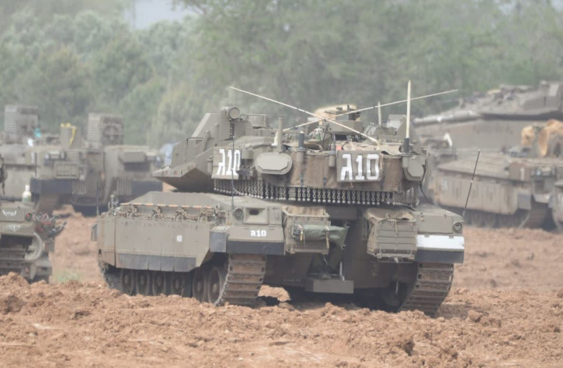 IDF tanks gather near the Gaza border (photo credit: KOBI RICHTER/TPS)