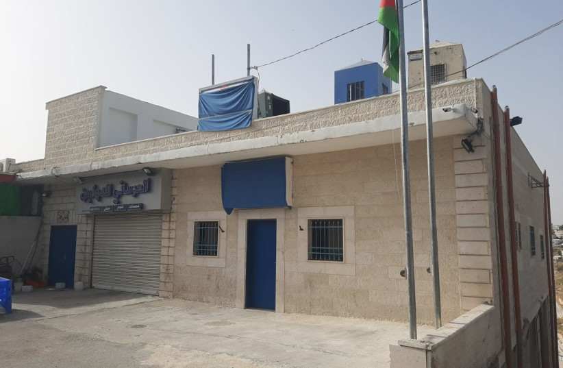 The new Palestinian Authority police station near Ma'aleh Adomim (photo credit: KHALED ABU-TOAMEH)