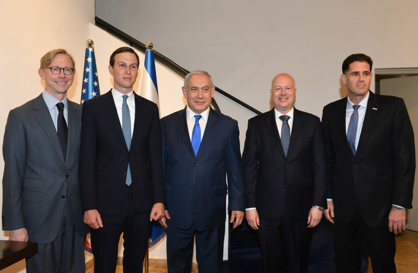Prime Minister Benjamin Netanyahu met at his residence with Jared Kushner, Jason Greenblatt and Brian Hook (photo credit: KOBI GIDEON/GPO)