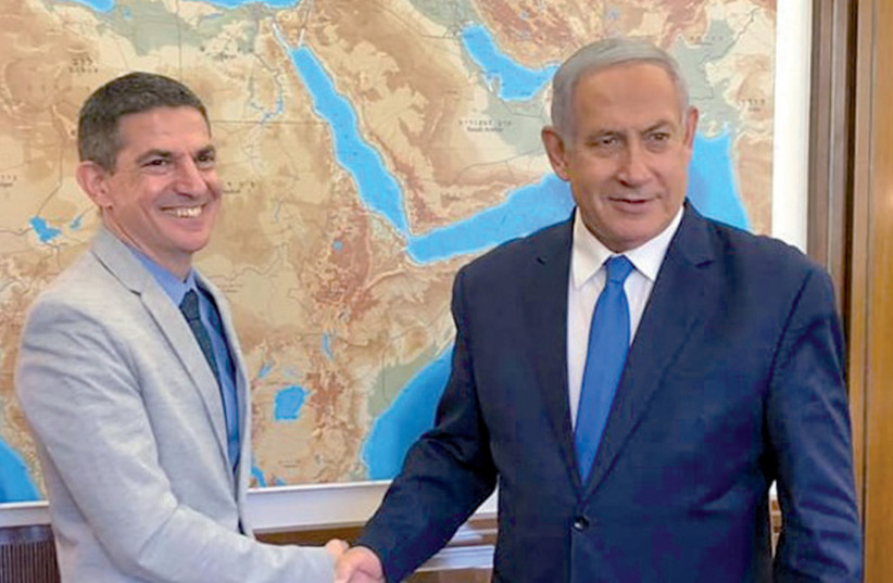 Dr. Evan Cohen with PM Netanyahu (photo credit: GPO)