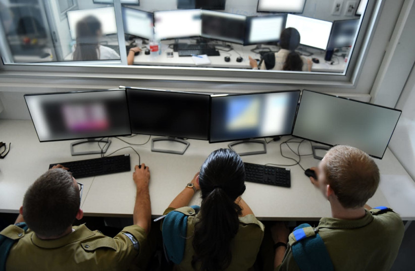 Soldiers from the C4i Cyber Defense Directorate. (photo credit: IDF SPOKESPERSON'S UNIT)