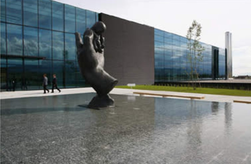 English: Ferring Pharmaceuticals’ global headquarters in St-Prex, Switzerland (photo credit: Wikimedia Commons)