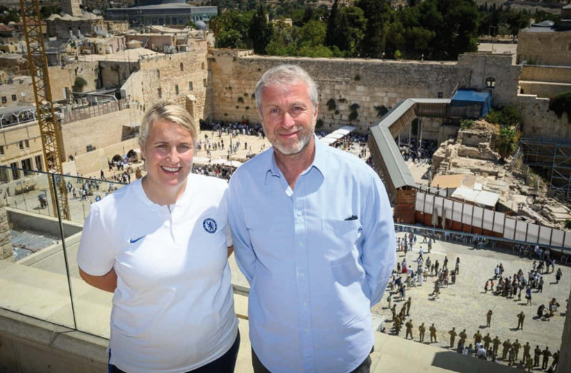 Roman Abramovich, said to be the wealthiest Israeli citizen, and Chelsea Women's Manager Emaa Hayes at the Western Wall   (photo credit: SHAHAR AZRAN/ CHELSEA F.C)