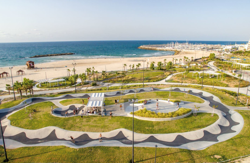 Welcome to Ashkelon! (photo credit: Courtesy)