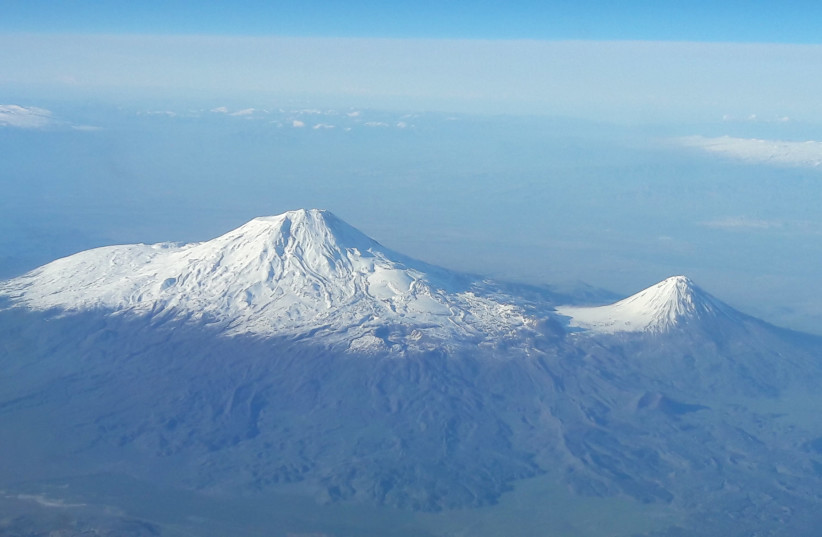 VIEWED FROM an airplane, Mt. Ararat, resting place of Noah’s ark, dominates the horizon (photo credit: Wikimedia Commons)