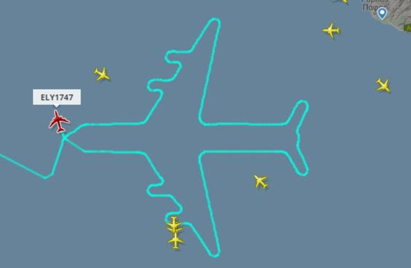 Flight LY1747 from Rome to Tel Aviv signed off by creating a "sky painting" of a Boeing 747 near southern Cyprus, visible to those tracking the aircraft online. (photo credit: FLIGHTRADAR24/SCREENSHOT)