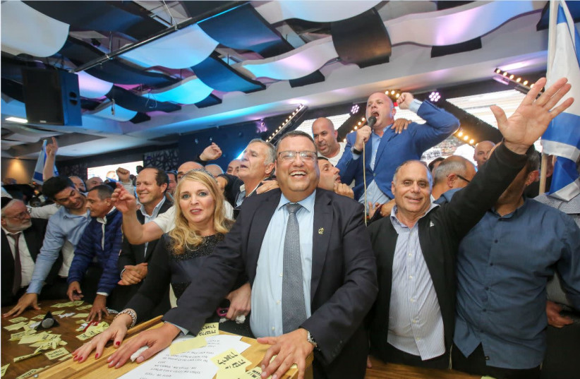 MOSHE LION celebrates his victory in the 2018 mayoral election. (photo credit: MARC ISRAEL SELLEM)