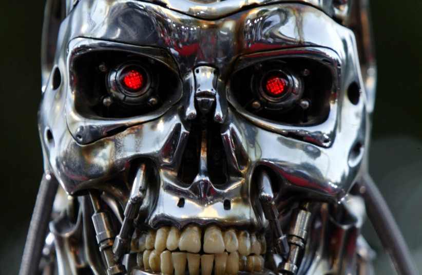 Robot on display at Terminator 3 premier in Los Angeles (photo credit: REUTERS PHOTOGRAPHER)