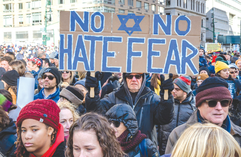 THOUSANDS OF New Yorkers gather in Foley Square last week at the No Hate. No Fear. solidarity march against the rise of antisemitism (photo credit: ERIK MCGREGOR/LIGHTROCKET VIA GETTY IMAGES/JTA)