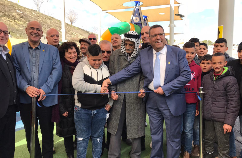 Jerusalem Mayor Moshe Lion and Isawiya middle school students inaugurate new park (photo credit: JERUSALEM MUNICIPALITY)