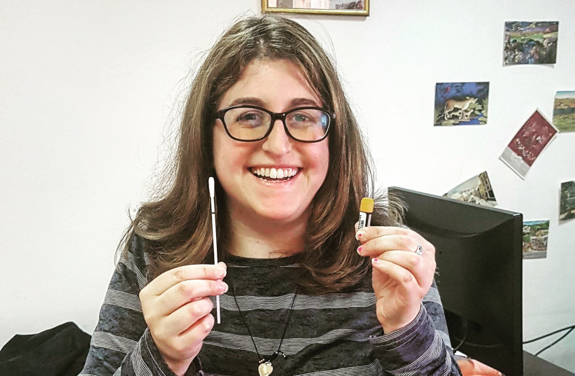 Jerusalem Post reporter Ilanit Chernick takes an mtDNA test to find out the unique story of her maternal ancestry line. (photo credit: ILANIT CHERNICK)