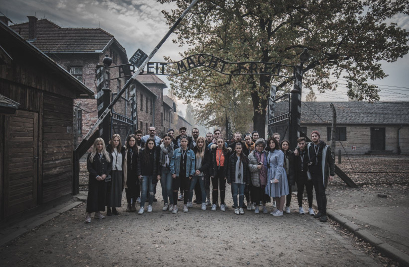A group of American youths led by Jonny Lipczer at Auschwitz (photo credit: CHAD INGRAHAM)