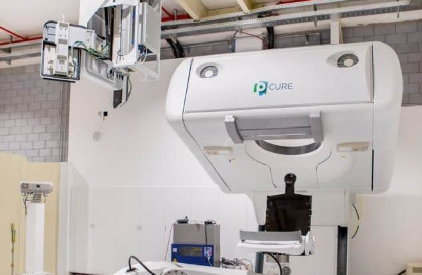 P-Cure's proton therapy solution is the only 360 degrees gantry-less proton therapy system that fits into any operating radiation oncology department (photo credit: P-CURE)