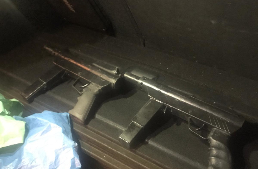 Carlo style submachine guns found by Israeli police on border crossing (photo credit: BORDER POLICE SPOKESPERSON)