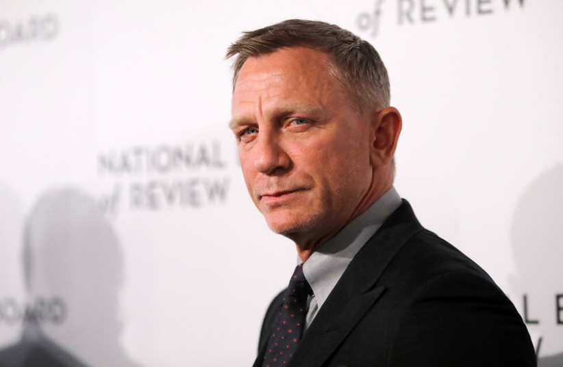 Daniel Craig arrives for the National Board of Review Awards in Manhattan, New York City, U.S., January 8, 2020 (photo credit: REUTERS/ANDREW KELLY)