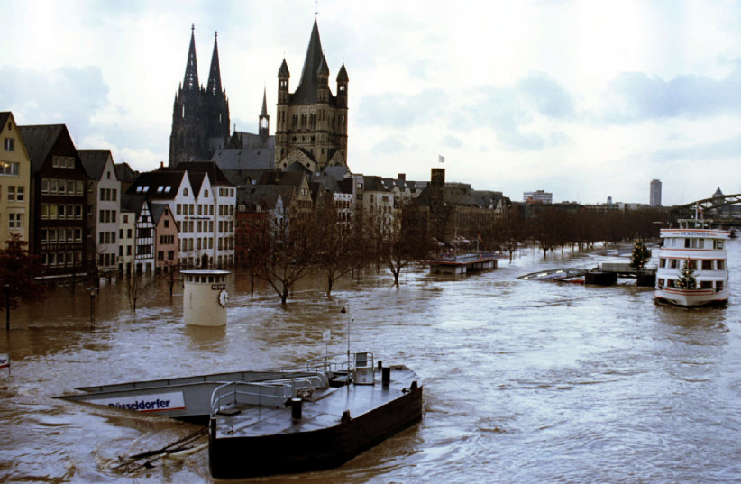 A wandering Jew started his traumatic World War II journey in Cologne. A general view of the left bank of the Rhine in Cologne in 1993 (photo credit: REUTERS)