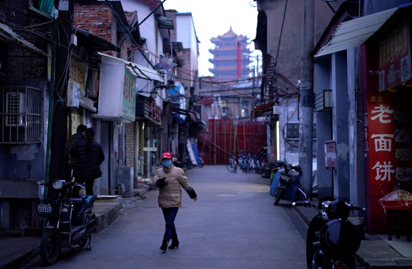 China puts tourist island on lockdown leaving dozens stranded - Vimarsana News