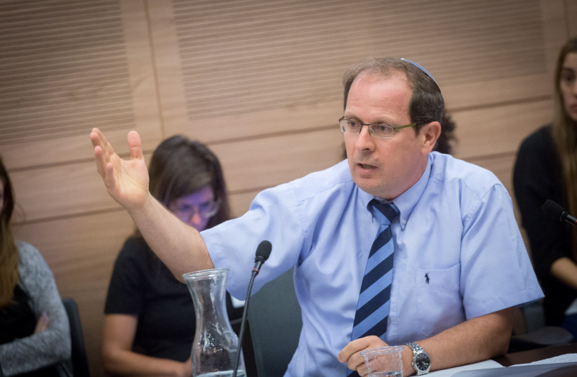 Raz Nizri, deputy Attorney General speaks at the joint Knesset and Constitution Committee meeting (photo credit: MIRIAM ALSTER/FLASH90)