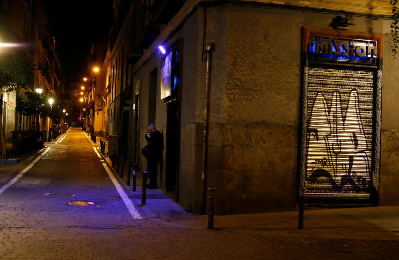 AN ALLEY in Madrid during the lockdown (photo credit: REUTERS)