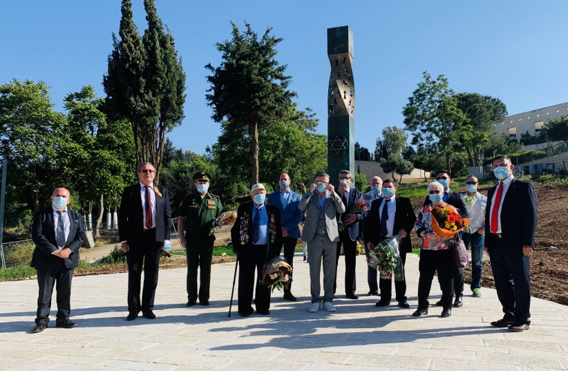 Jewish leaders mark VE Day by laying wreathes at Memorial Candle Monument (photo credit: EAJC)