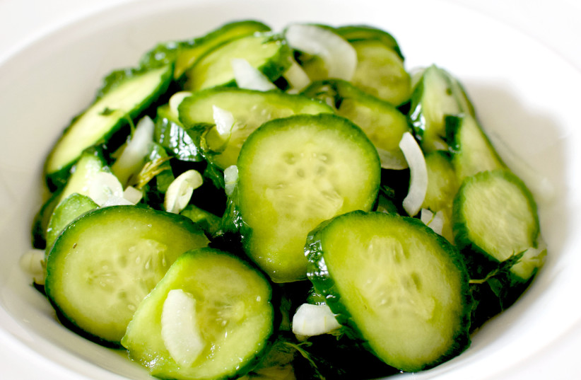 Easy cucumber salad (photo credit: ELISSABETH)