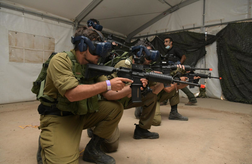 IDF officers simulate war with Hezbollah (photo credit: IDF SPOKESPERSON'S UNIT)