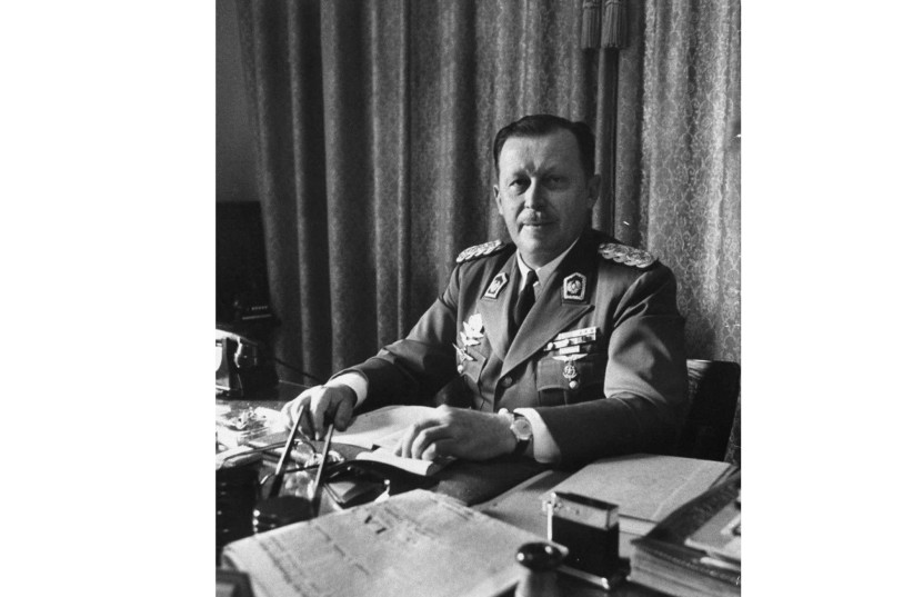 Alfredo Stroessner Matiauda (crédit photo: Wikimedia Commons)