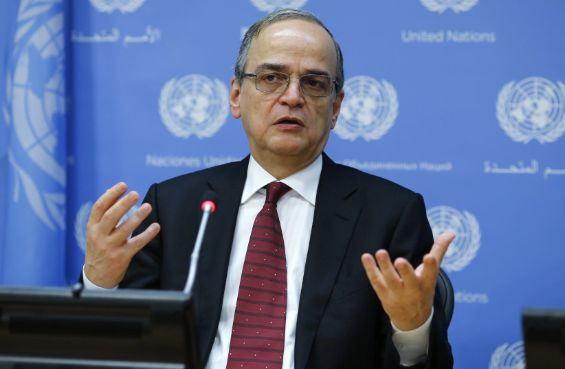 Syrian National Coalition President Hadi al-Bahra speaks to members of the media during a news briefing at the United Nations headquarters in New York September 24, 2014 (photo credit: REUTERS/EDUARDO MUNOZ)