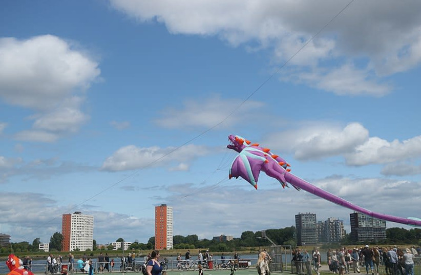 Kite festival (photo credit: Wikimedia Commons)