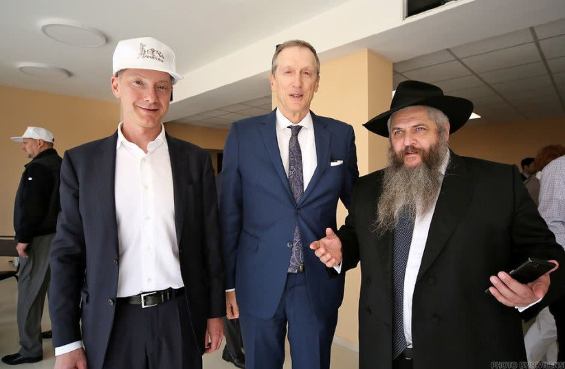 VISITING Anatevka (from left): Lozhkin; Mark Levin, executive vice chairman and CEO of the National Coalition Supporting Eurasian Jewry; and Ukraine’s Chief Rabbi Moshe Azman. (photo credit: JCUL)