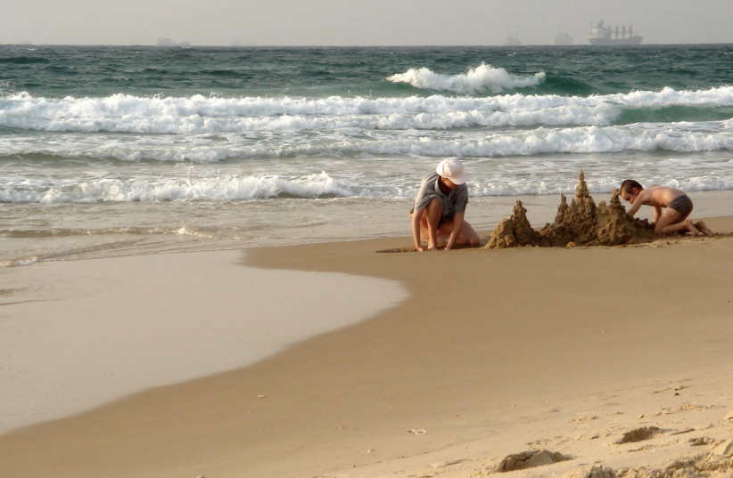 ON THE shores of an Ashdod beach (photo credit: Wikimedia Commons)