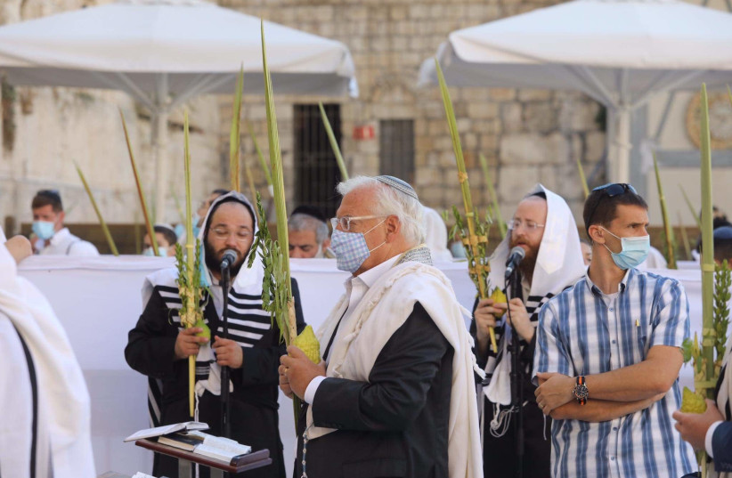 US ambassador David Friedman, who is a kohen, was among those who gathered at the Western Wall for the priestly blessing, October 5, 2020 (photo credit: MARC ISRAEL SELLEM/THE JERUSALEM POST)