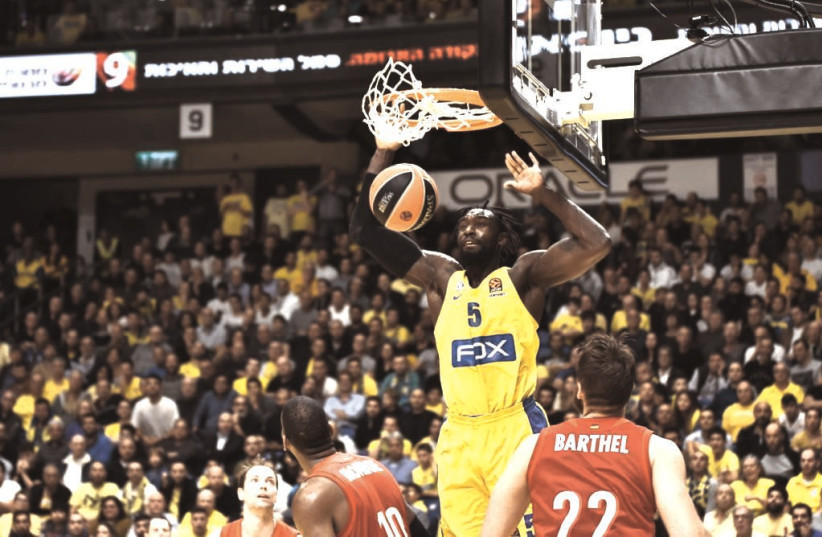 OTHELLO HUNTER is optimistic about how far Maccabi Tel Aviv can go this year in the Euroleague after last season was cut short due to coronavirus. (photo credit: DOV HALICKMAN PHOTOGRAPHY)